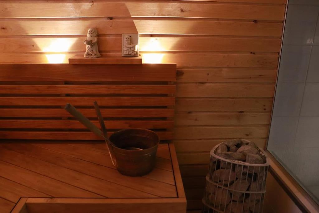 Cosy, Homely House With A Large Courtyard Saarenkylä Εξωτερικό φωτογραφία
